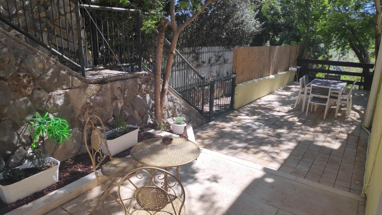 Apartament אחת ויחידה - One & Only Ma’alot-Tarszicha Zewnętrze zdjęcie