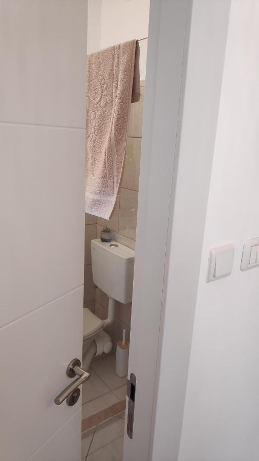Apartament אחת ויחידה - One & Only Ma’alot-Tarszicha Zewnętrze zdjęcie