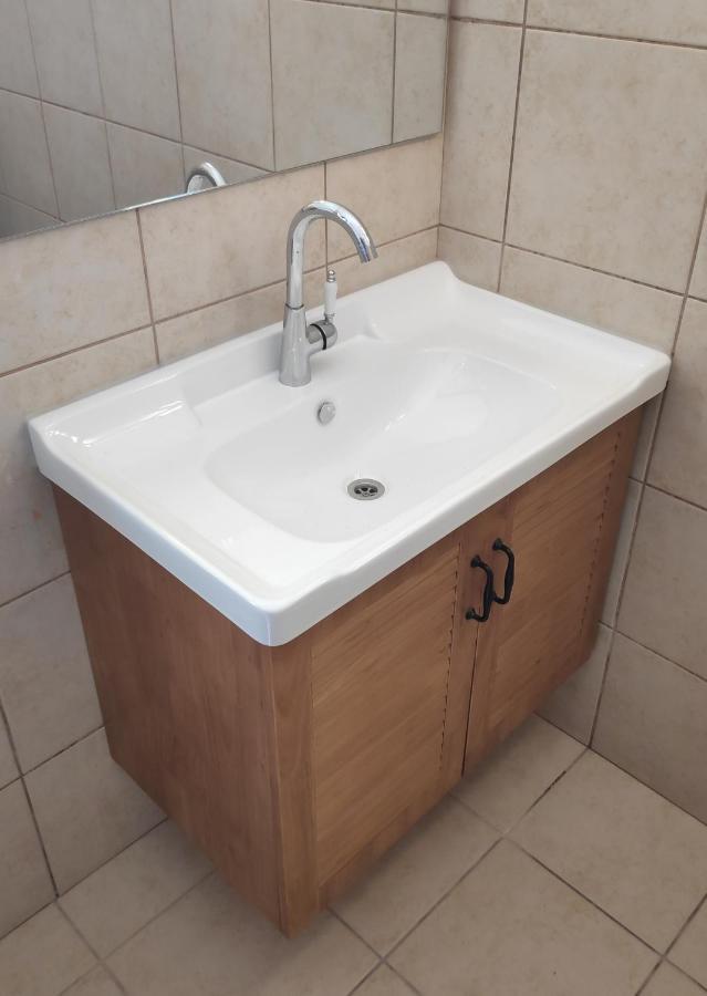 Apartament אחת ויחידה - One & Only Ma’alot-Tarszicha Zewnętrze zdjęcie